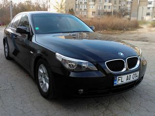 BMW 5 Series foto 1