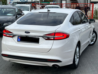 Ford Fusion фото 5