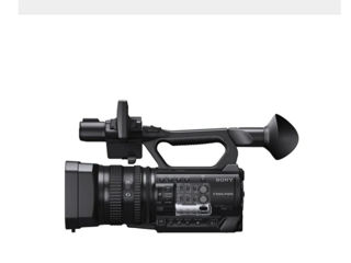 Продается профессиональная видеокамера Sony HXR -NX100.