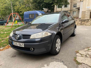 Renault Megane foto 2