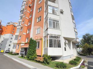 Apartament cu 2 camere în bloc nou, Centru, str. Valea Trandafirilor, 380 € ! foto 10