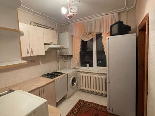 Apartament cu 3 camere, 70 m², Botanica, Chișinău foto 4