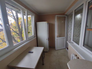 Apartament cu 1 cameră, 30 m², Buiucani, Chișinău foto 4