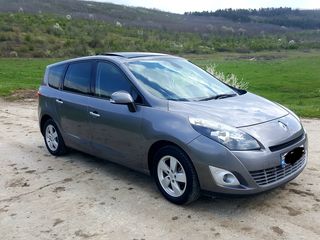 Renault Grand Scenic foto 9