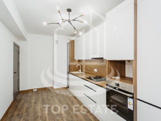 Apartament cu 2 camere, 60 m², Buiucani, Chișinău foto 2