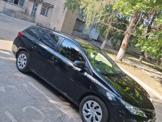 Toyota Auris foto 4