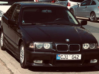 BMW 3 Series foto 2