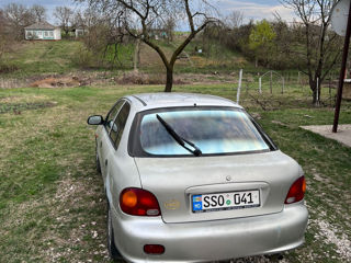 Hyundai Accent foto 5