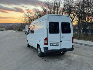 Mercedes Sprinter 212D foto 3