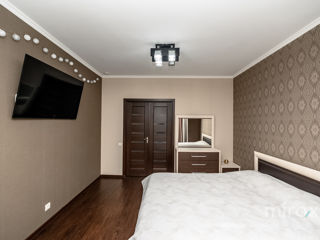 Apartament cu 2 camere, 70 m², Centru, Chișinău foto 6