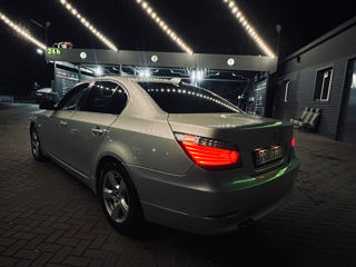 BMW 5 Series foto 4