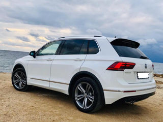 Volkswagen Tiguan foto 2