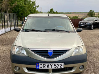 Dacia Logan foto 3