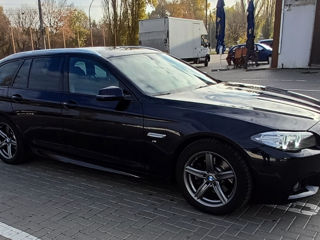 BMW 5 Series foto 4