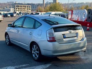 Toyota Prius foto 7