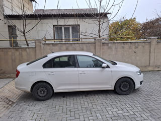 Skoda Rapid foto 2