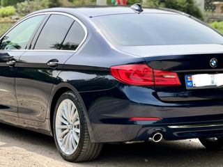 BMW 5 Series foto 3