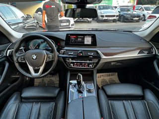 BMW 5 Series foto 9