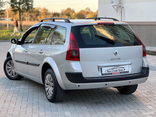 Renault Megane foto 4