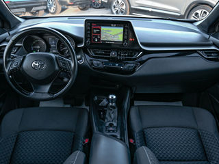 Toyota C-HR foto 7