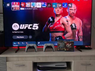 PS5 cu Disc + 2 Controlere + Jocuri Incluse – Gata de Joacă foto 0