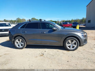 Audi Q8 foto 13