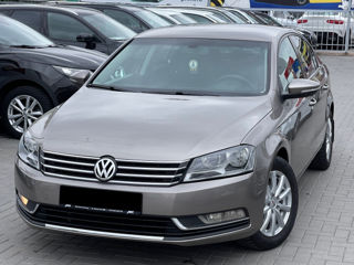 Volkswagen Passat foto 3