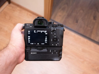 Sony A7R II Body + Grip (9000 de cadre) foto 3