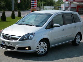 Opel Zafira foto 6