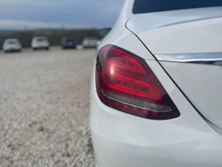 Mercedes C-Class foto 17