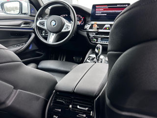 BMW 5 Series foto 15