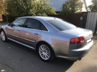 Audi A8 foto 2