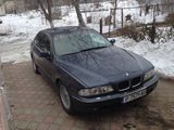 BMW 5 Series foto 1