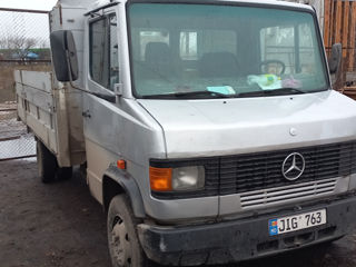 Mercedes 811