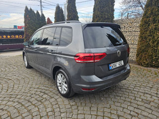 Volkswagen Touran foto 6