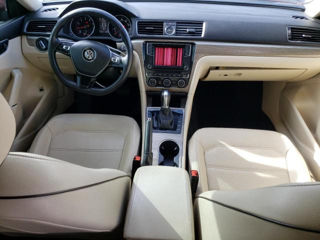 Volkswagen Passat foto 8