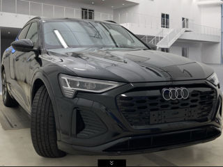 Audi Q8 foto 2