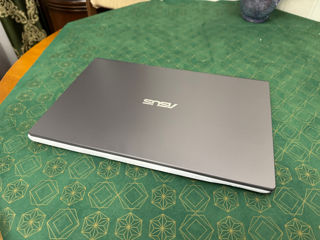 Notebook ASUS foto 3