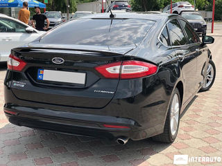 Ford Fusion foto 5