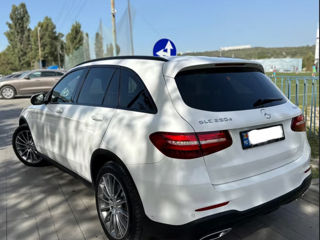 Mercedes GLC foto 2