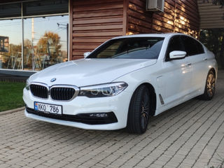 BMW 5 Series foto 2