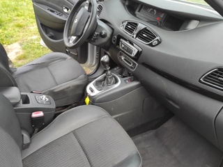 Renault Grand Scenic foto 5