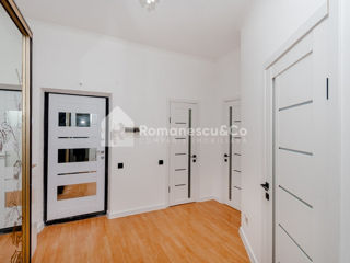 Apartament cu 2 camere, 70 m², Botanica, Chișinău foto 12