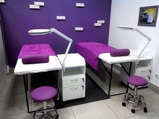 Стол для наращивания ресниц и других косметических процедур foto 2