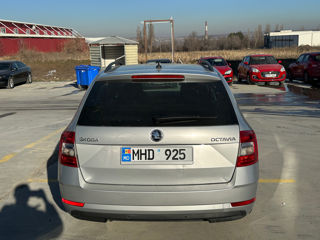 Skoda Octavia foto 3