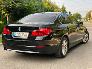 BMW 5 Series foto 4