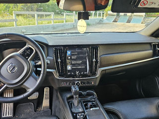 Volvo V90 Cross Country foto 8