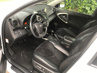 Toyota Rav 4 foto 4