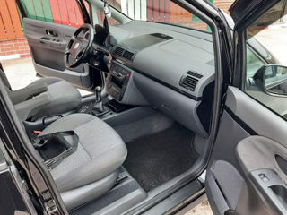 Volkswagen Sharan foto 8