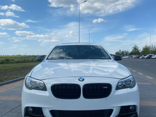 BMW 5 Series foto 3